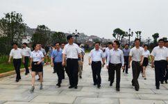 李炳军副省长视察402cc永利集团集团